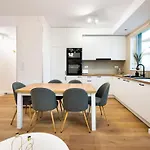 Unique Tower 22 Floor De Luxe By Bookinghost Warszawa