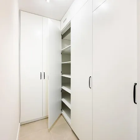 Unique Tower 22 Floor De Luxe By Bookinghost