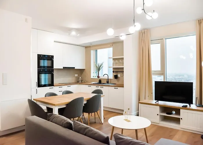 Unique Tower 22 Floor De Luxe By Bookinghost Apartman Varsó